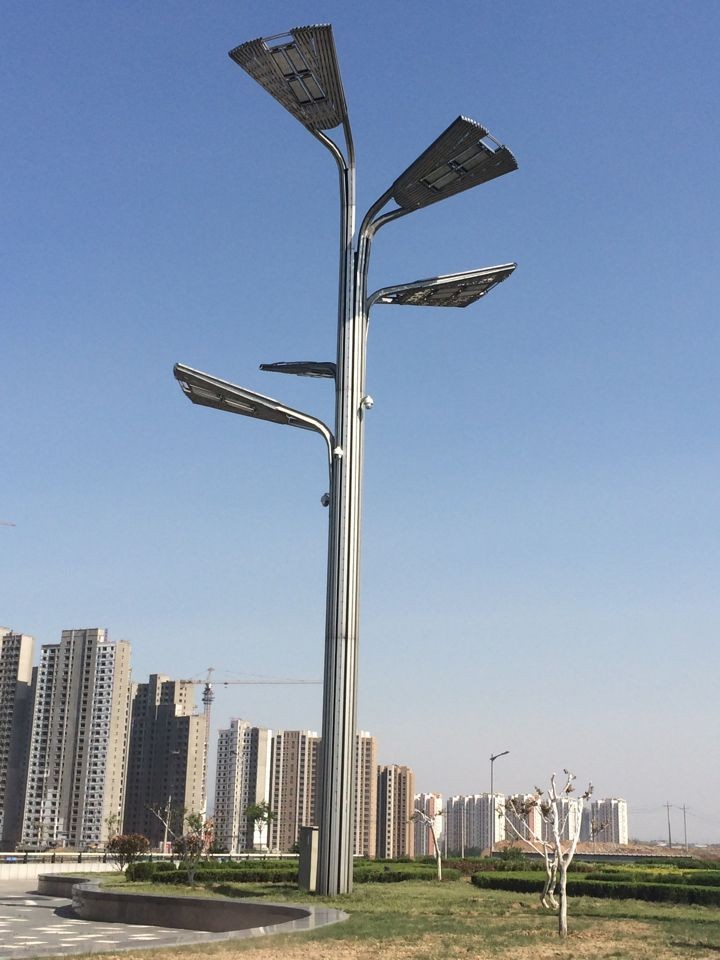 新疆和田地区6米30瓦太阳能路灯报价