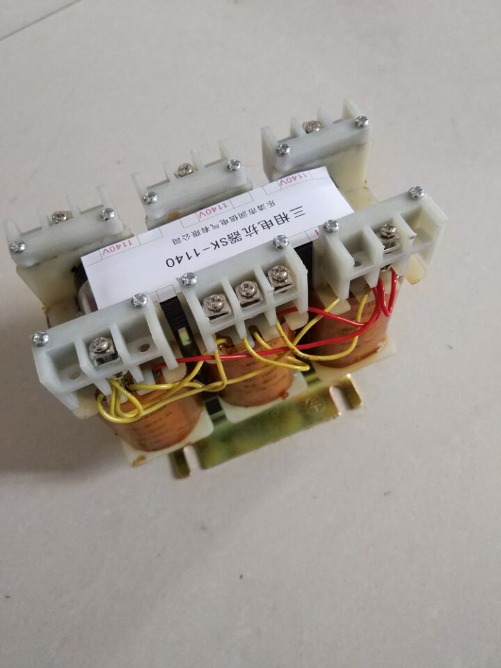 TDGC-5/0.5接触调压器 5KVA单相调压器