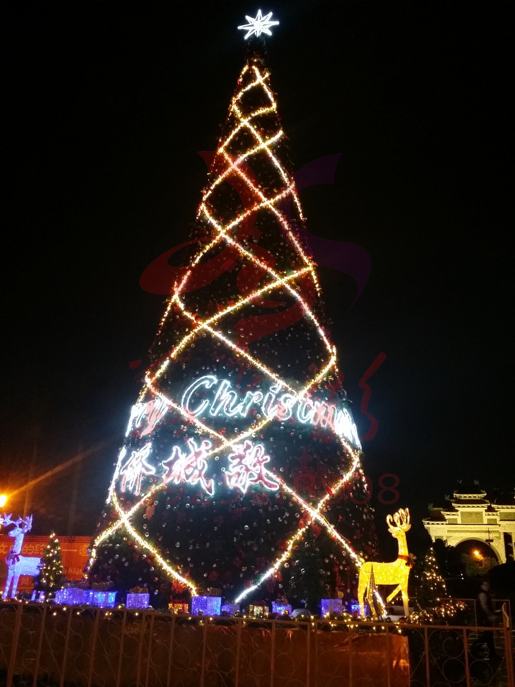 定制大型商场钢架创意花灯灯会主题圣诞树款式规格可定制