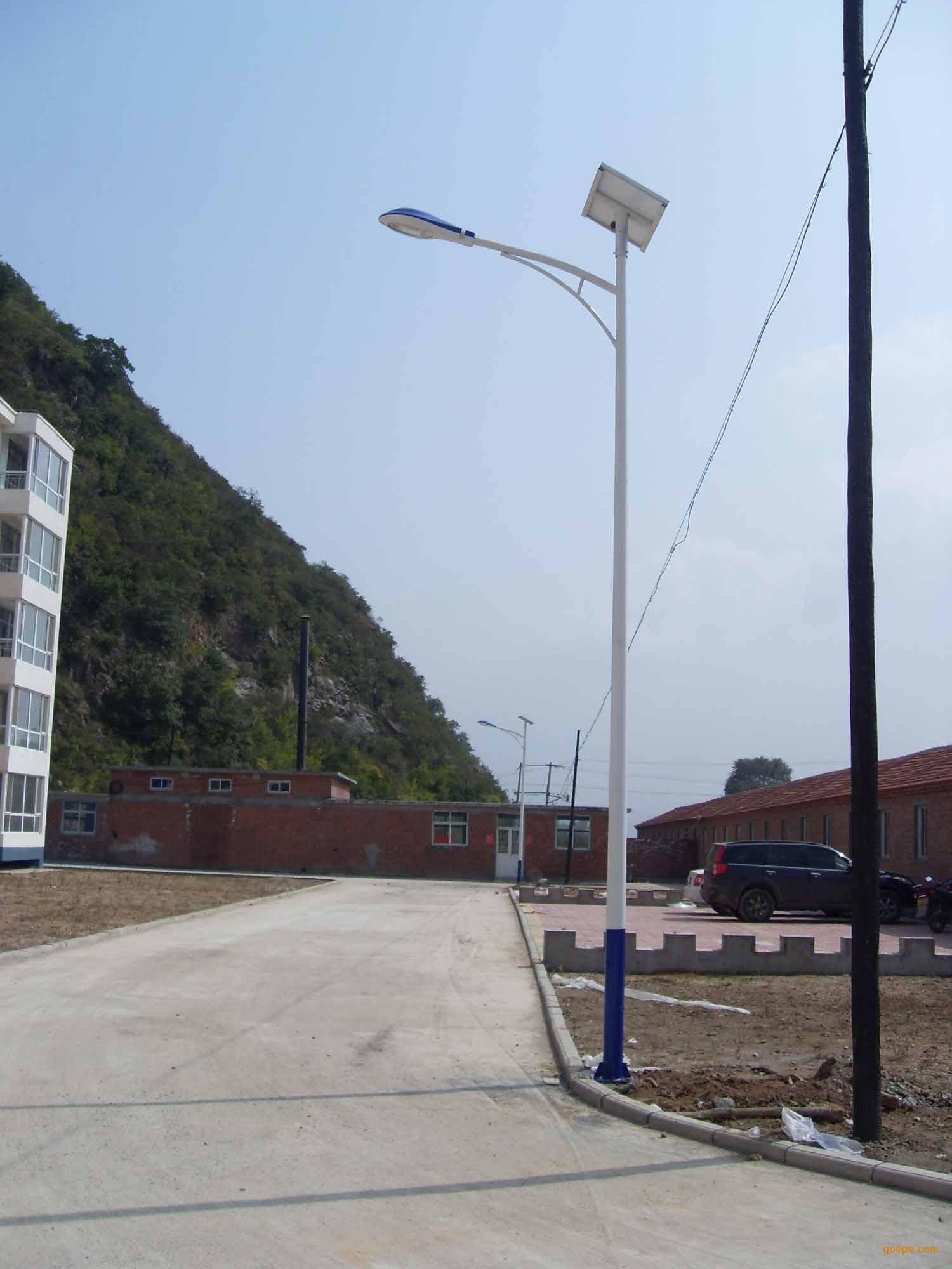 百耀照明太阳能路灯led路灯厂家专业生产广西路灯供应价格