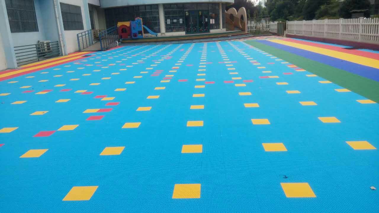 淄博幼儿园篮球场悬浮拼装地板厂家