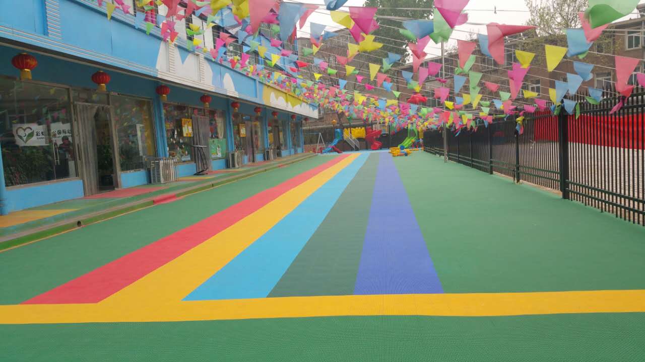 山东幼儿园篮球场悬浮拼装地板厂家