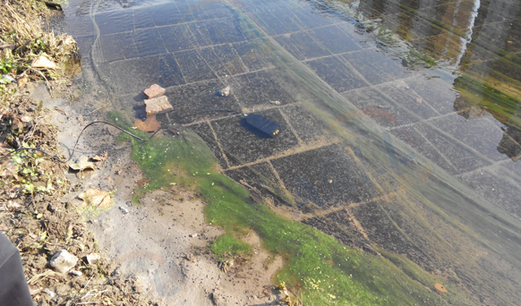杭州安布雷拉井下通超声波窨井液位计在美丽的千岛湖