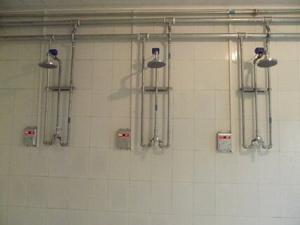 惠州辰芯水控机，宿舍澡堂洗澡插卡热水表