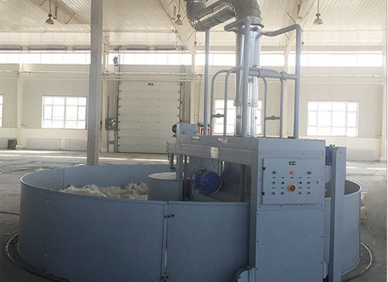 河南荥纺机高档蚕丝被自动加工设备厂家型号齐全可以定制