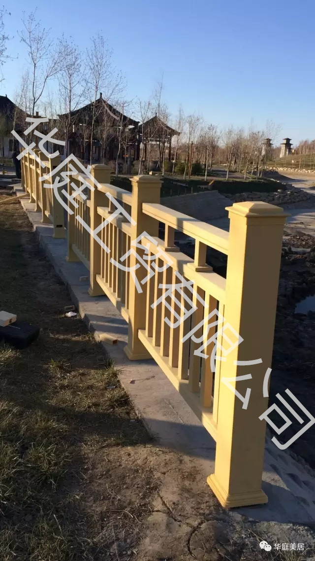 新疆塑木栏杆/新疆景区栏杆抗紫外线不易褪色/华庭栏杆质量至上
