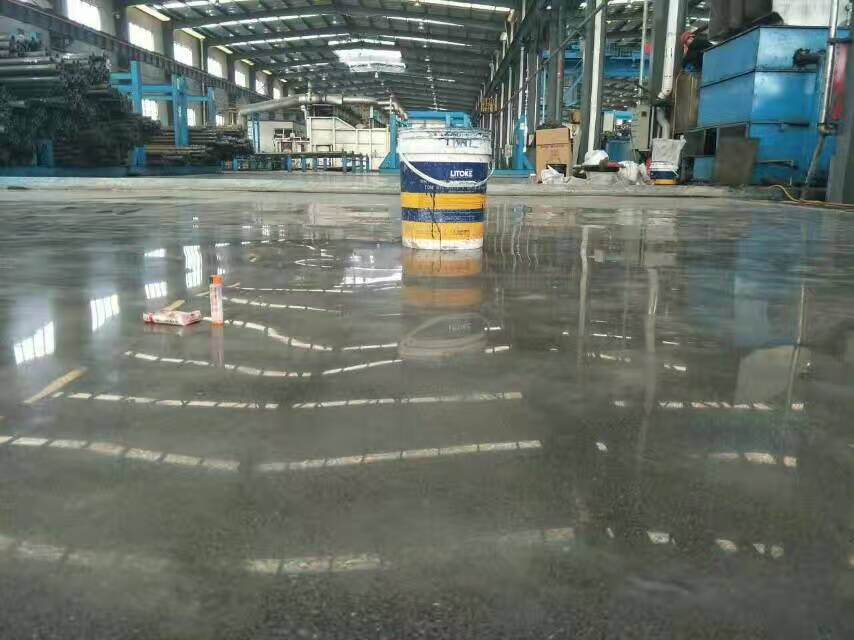 广东韶关市厂房结晶地坪，地面硬化起砂起尘处理剂-力特克