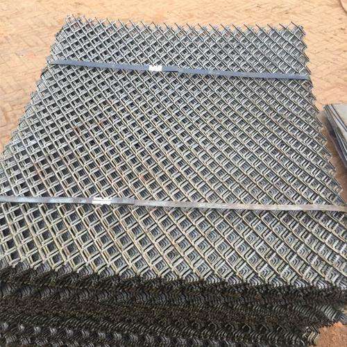厂家直供钢板网 重型钢板网 中型钢板网 小型钢板网 微孔钢板网