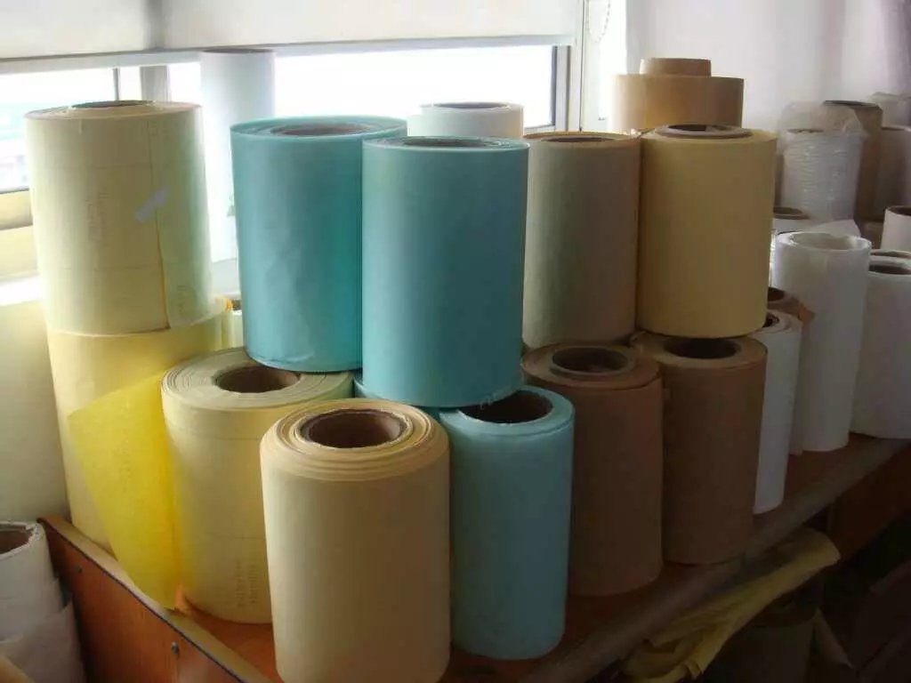 生产销售广东较便宜的离型纸供应批发广东较好的离型纸单面硅油白色离型纸黄色离型纸