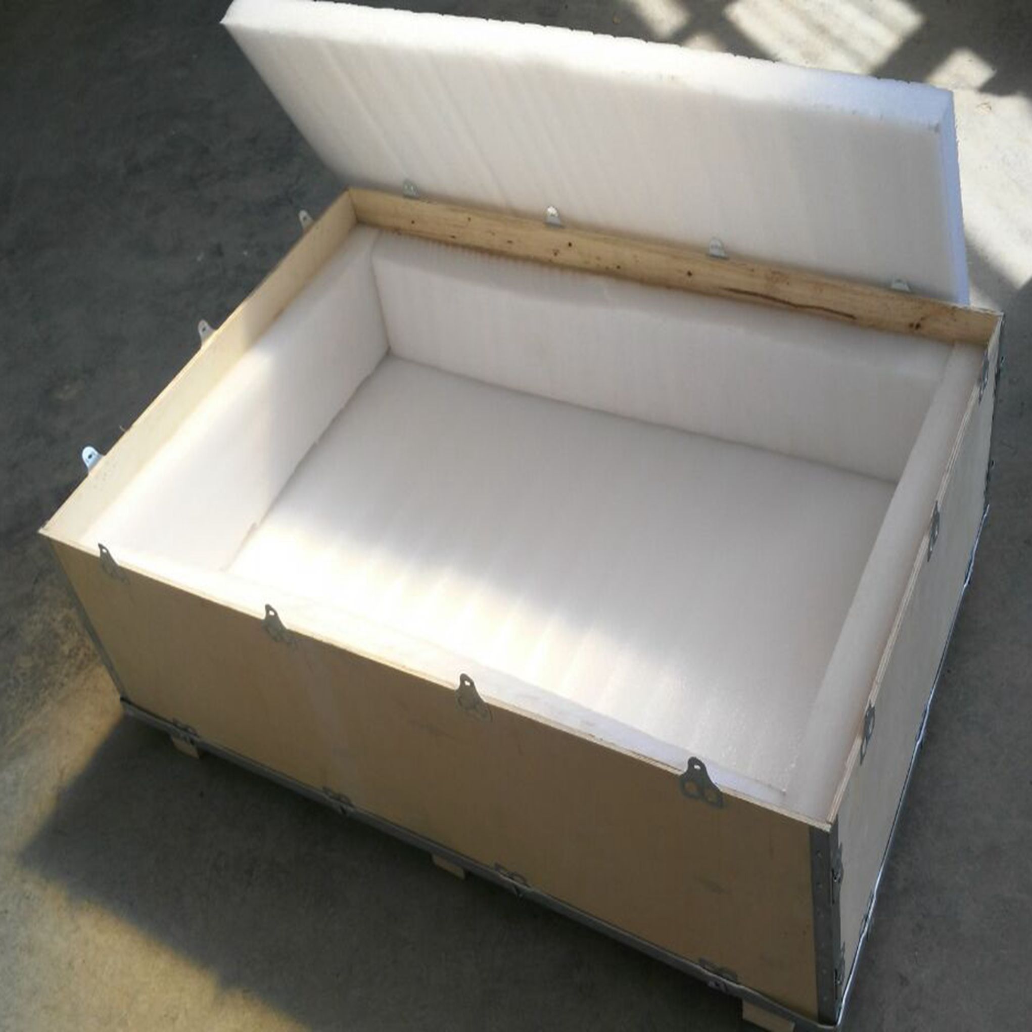 珍珠棉防震胶合板钢带木箱 钢边箱 木箱厂家 加工定制