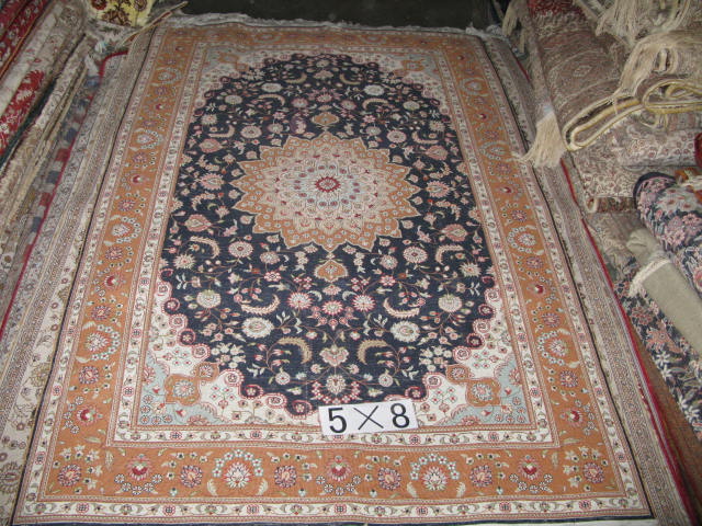 伊朗真丝地毯古典收藏地毯