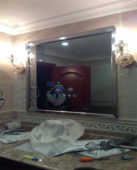 洗手间魔镜电视定制,隐形镜子电视,上海长海直供