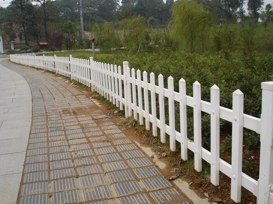 PVC护栏 园林草坪护栏 草坪围栏