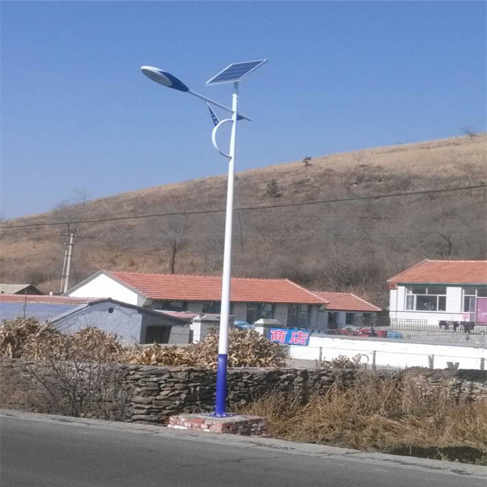 广西鹿寨6米新农村led太阳能路灯生产厂家直销批发