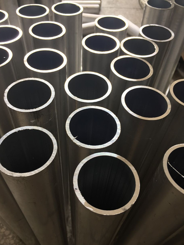 长期供应6061铝管 毛细管批发 国标挤压铝管 氧化铝管