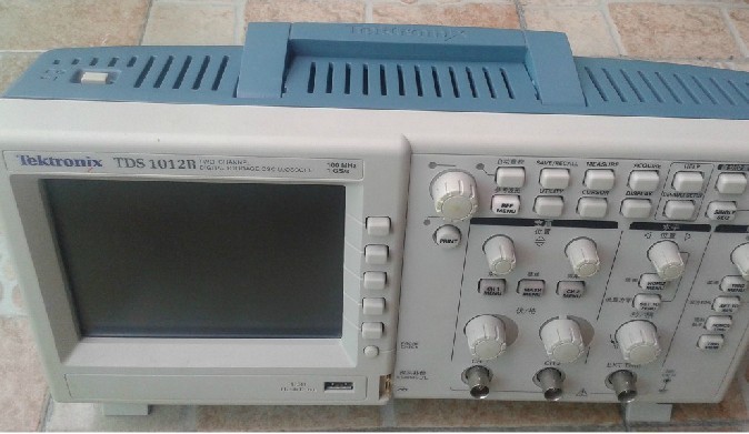 美国泰克TDS1012数字存储示波器 100M