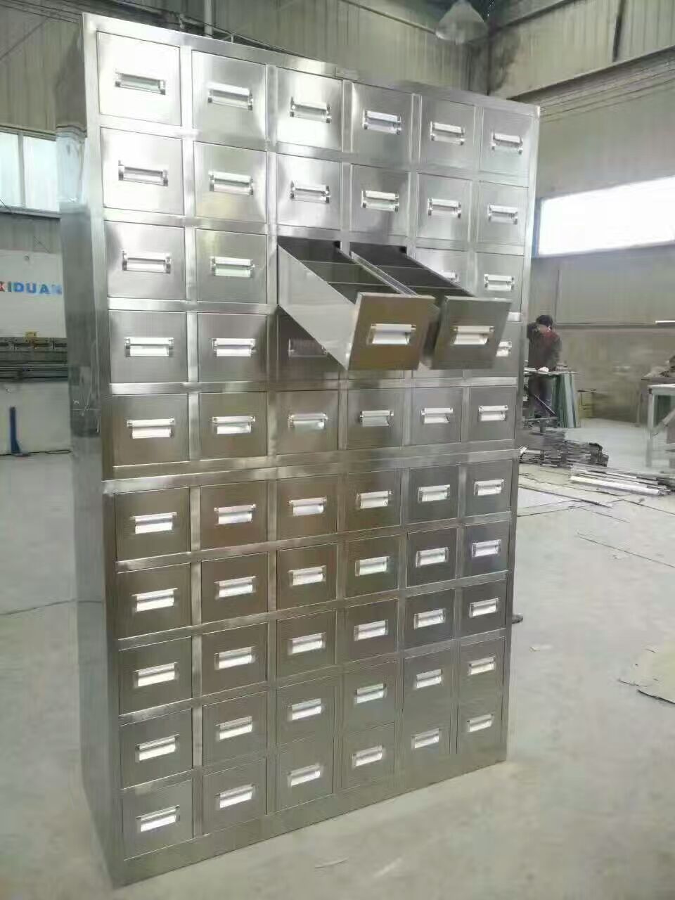 不锈钢中药柜厂家 洛阳药品柜出售 60斗不锈钢中药柜定制