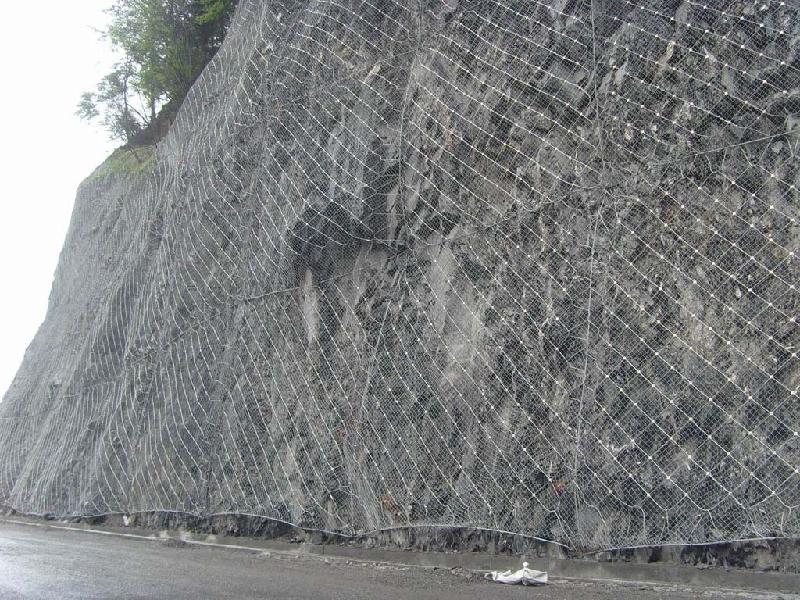 湖北宜昌山体坠落石防护网|主动防护网|公路绿化护坡喷浆挂网