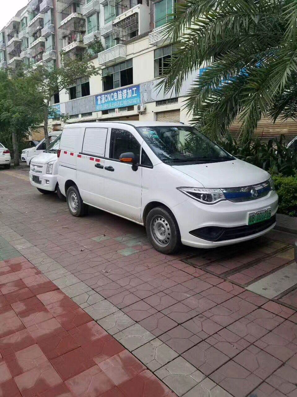 深圳纯电动面包车