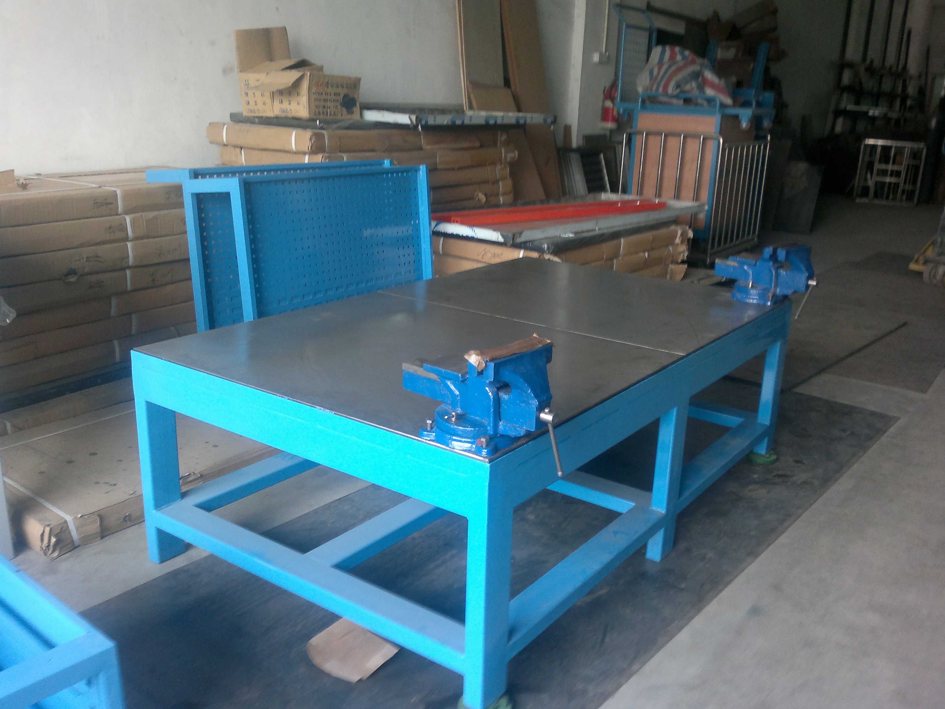专业的车间模具工作台-铸铁台面模具桌-20mm冷轧钢板模具桌