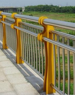 不锈钢桥梁护栏厂生产/304不锈钢复合管护栏/Q235镀锌喷塑护栏立柱