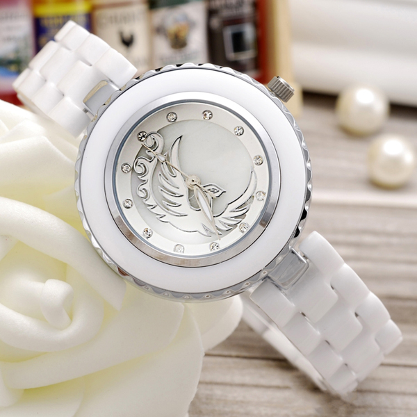 女士陶瓷手表定做 稳达时手表生产厂家直销