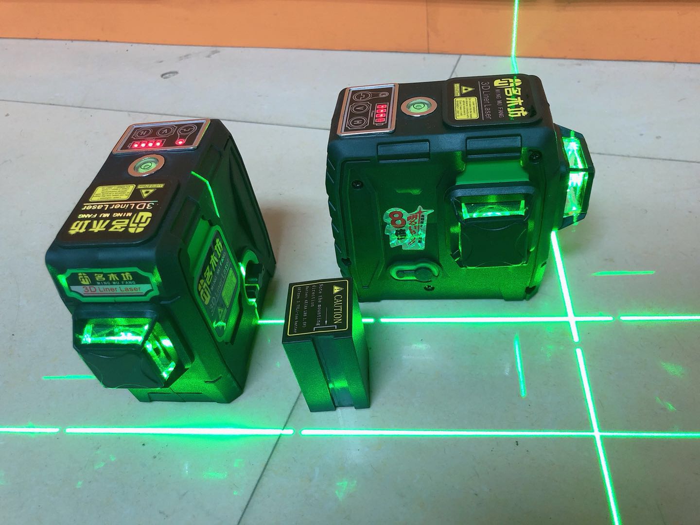广东省实体销售名木坊贴墙仪激光12线绿光水平仪红外线3D投线仪激光打点批灰仪器