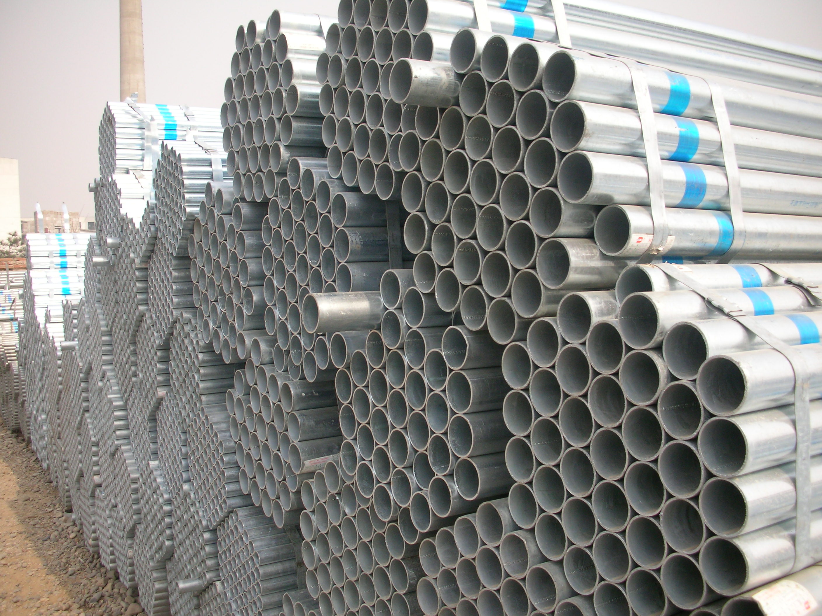 杭州钢材市场镀锌管厂家批发直销价格低萧山