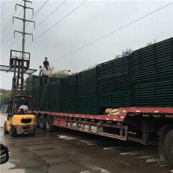 供应高速公路钢丝绿色喷漆框架护栏网定制铁路小区防护框架护栏