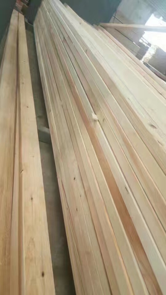 上海进口松木板材