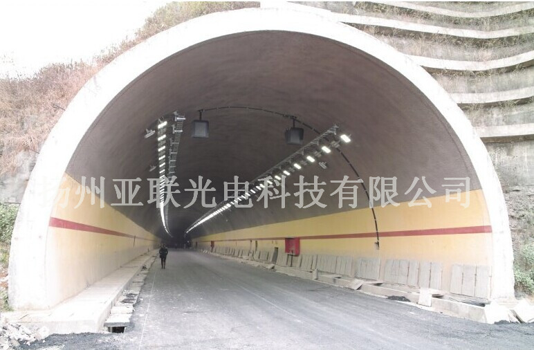 马鞍山工程可以选择隧道灯施工安装