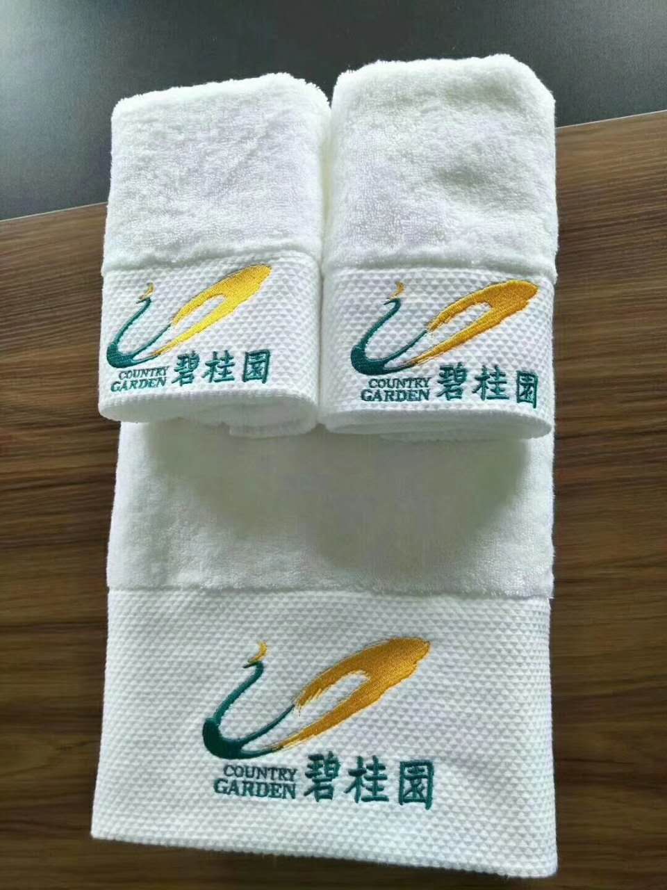 淮安三好厂家订做纯棉吸水柔软32线染色提花美容面巾