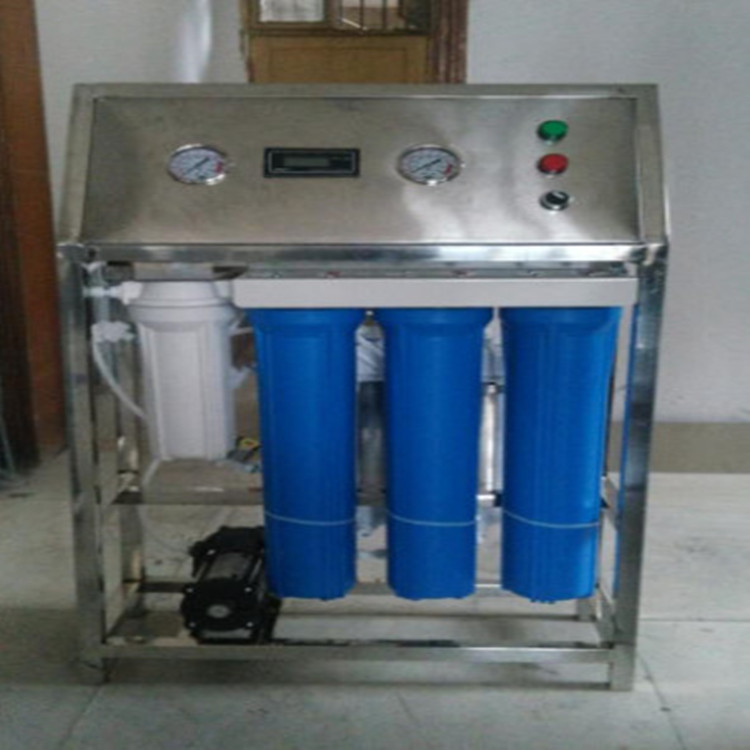 江西洗洁精洗衣液水处理设备，南昌小型反渗透水处理设备