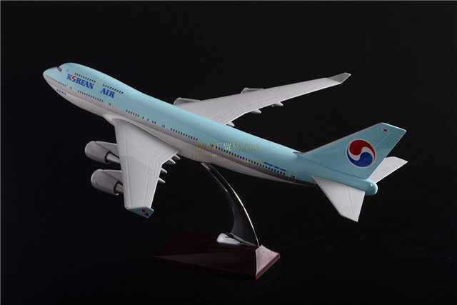 汕头厂家生产销售飞机模型波音B747大韩树脂静态玩具飞机47cm