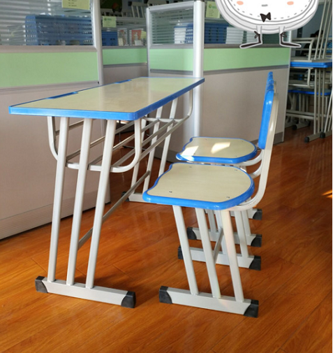 合肥多层板单双人学生课桌椅 培训课桌椅整套出售