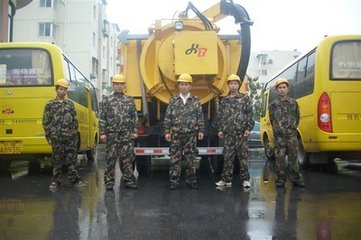 武汉税务局专业淤泥清理/各种服务 ，块速度，高效率