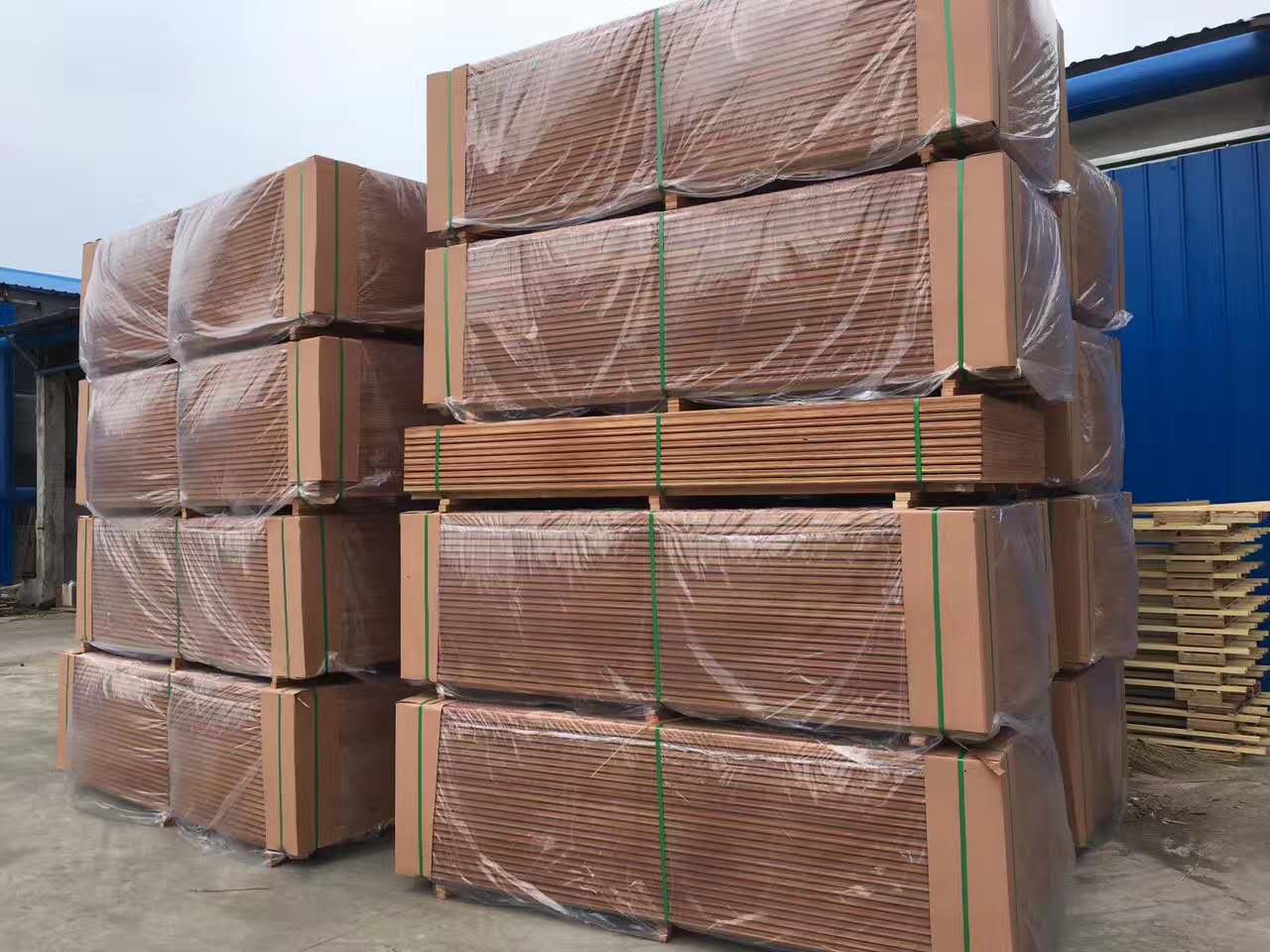 2400*1160*28mm集装箱木地板 货柜底板用胶合板 大量供应集装箱配件