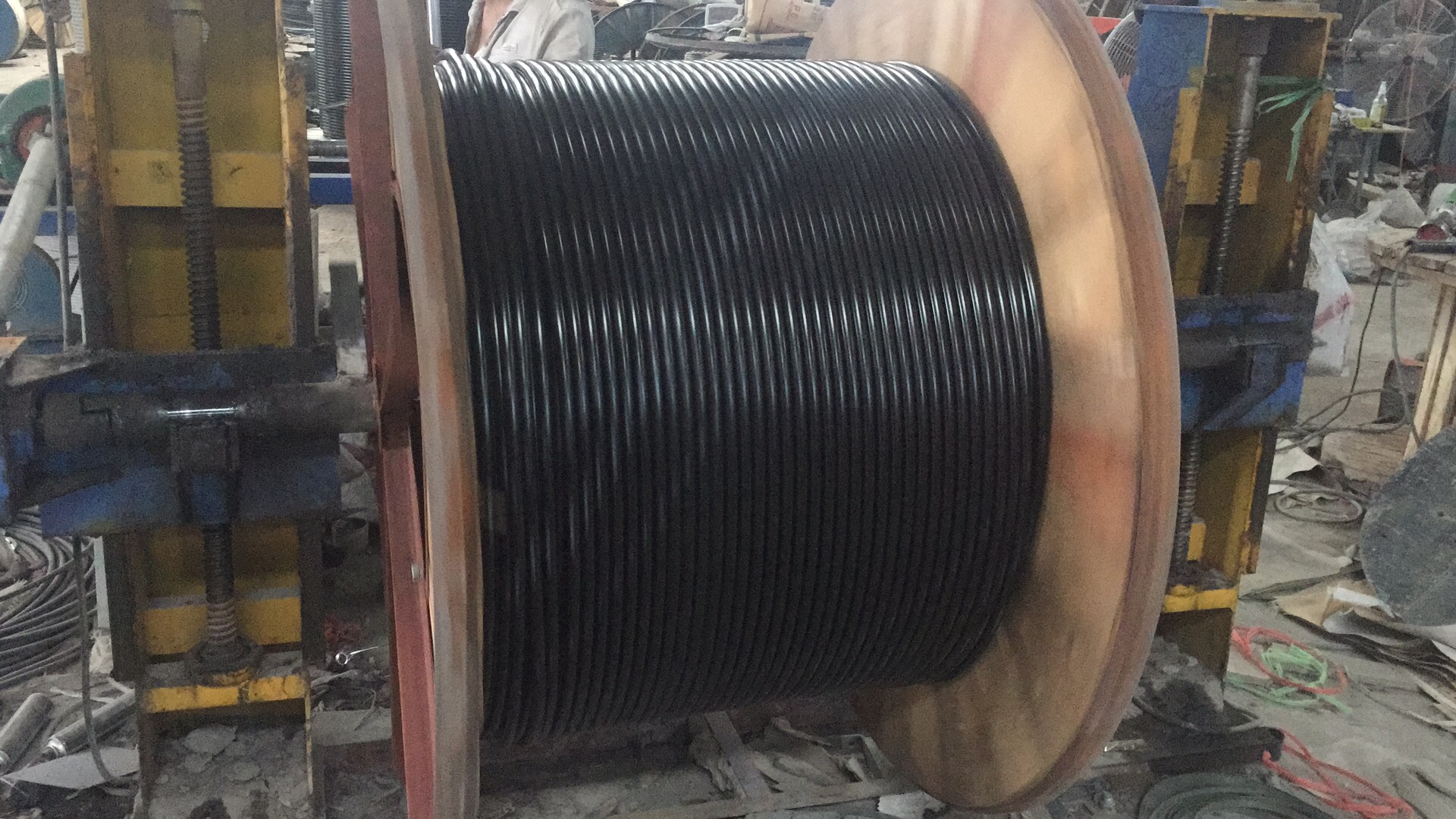 绝缘架空线厂家供应jklyj-240优质架空电线电缆厂家低价批发价格优惠