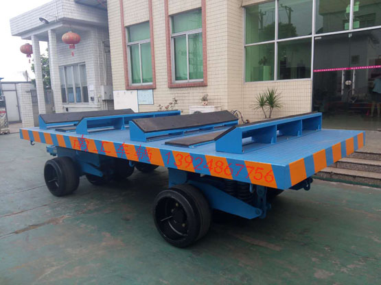 优质10吨中型平板拖车