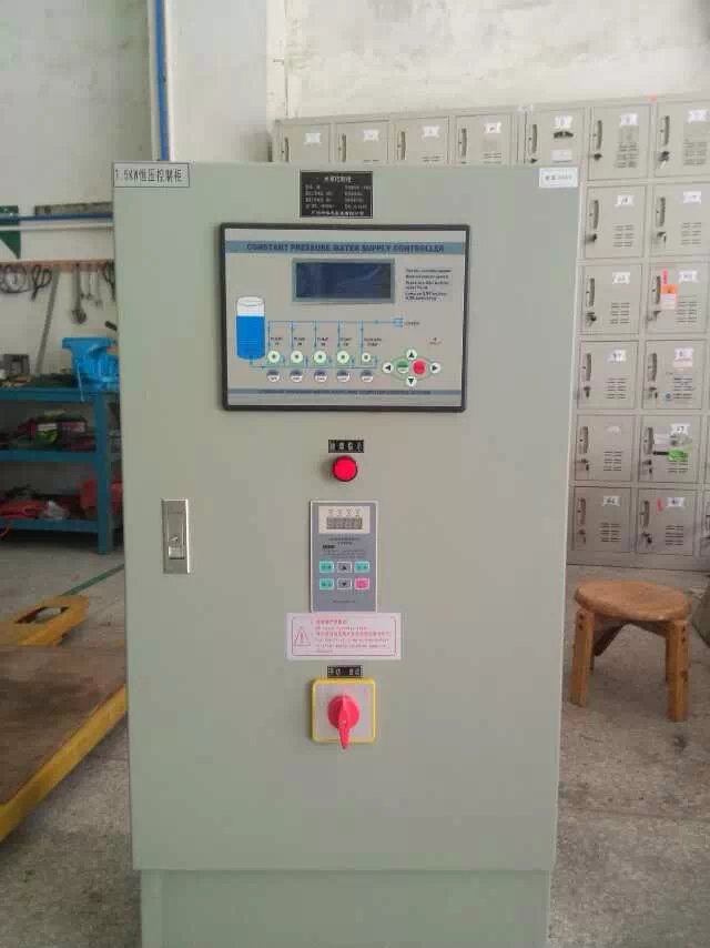 5.5KW带液位多回路水泵联动控制箱，可定制