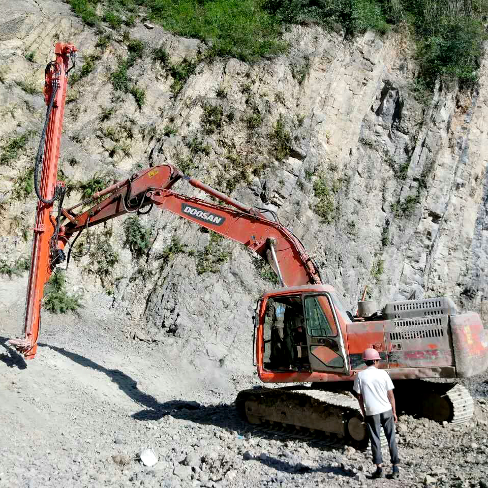 青海果洛 挖机改装液压凿岩机 挖改钻机 隧道**锚杆钻机 矿山机械设备