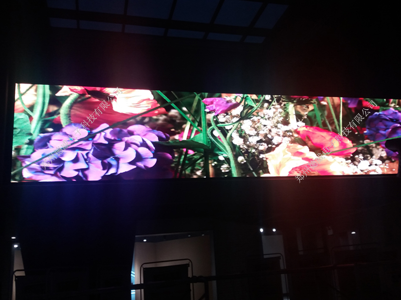 郑州室内p2全彩LED大屏幕 高刷新率色彩艳丽高稳定性