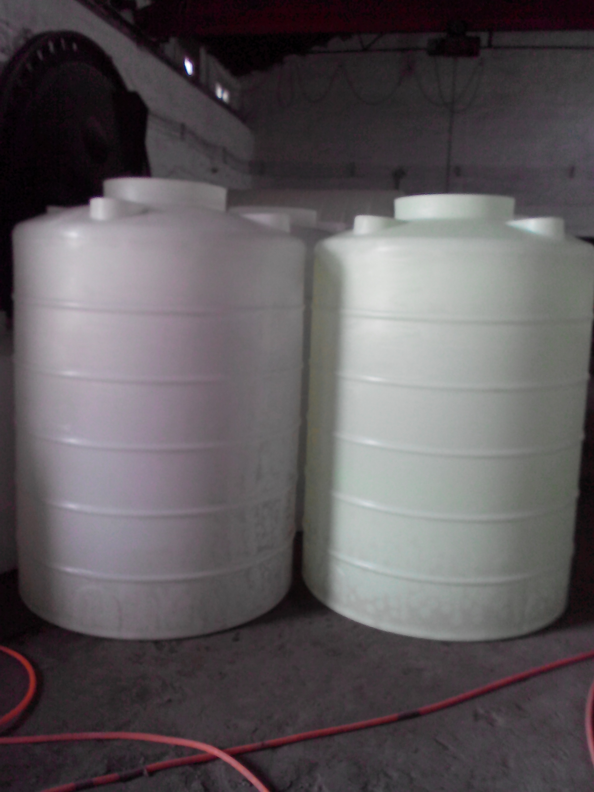 生产5吨防腐塑料罐 耐酸碱罐 吨桶 圆桶加药箱厂家直销