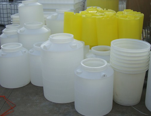 郑州防腐容器供应塑料储罐 聚羧酸复配罐水塔搅拌罐厂家直销