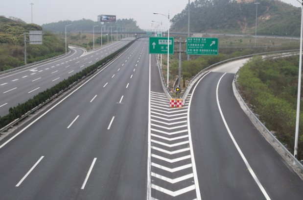 茂名地名指示牌订做，湛江交通安全标识牌，泗水道路划线工程