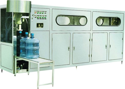 厂家供应符合国家规定的十个清洗工位的桶装纯净水灌装设备