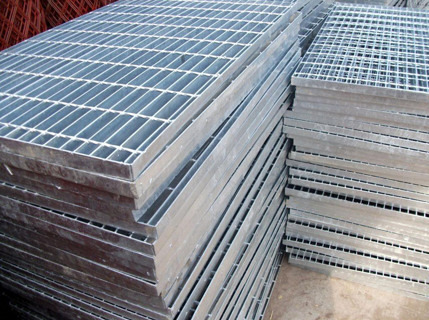 山东淄博市镀锌钢格板，复合钢格板供应商