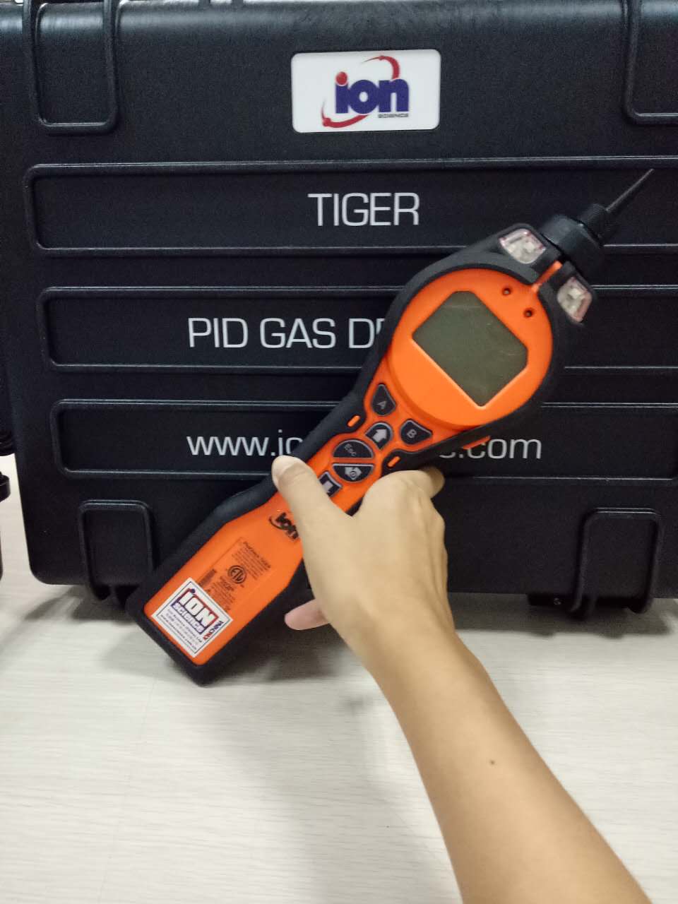 快速回零英国离子TIGER LT便携式 VOC 气体检测仪