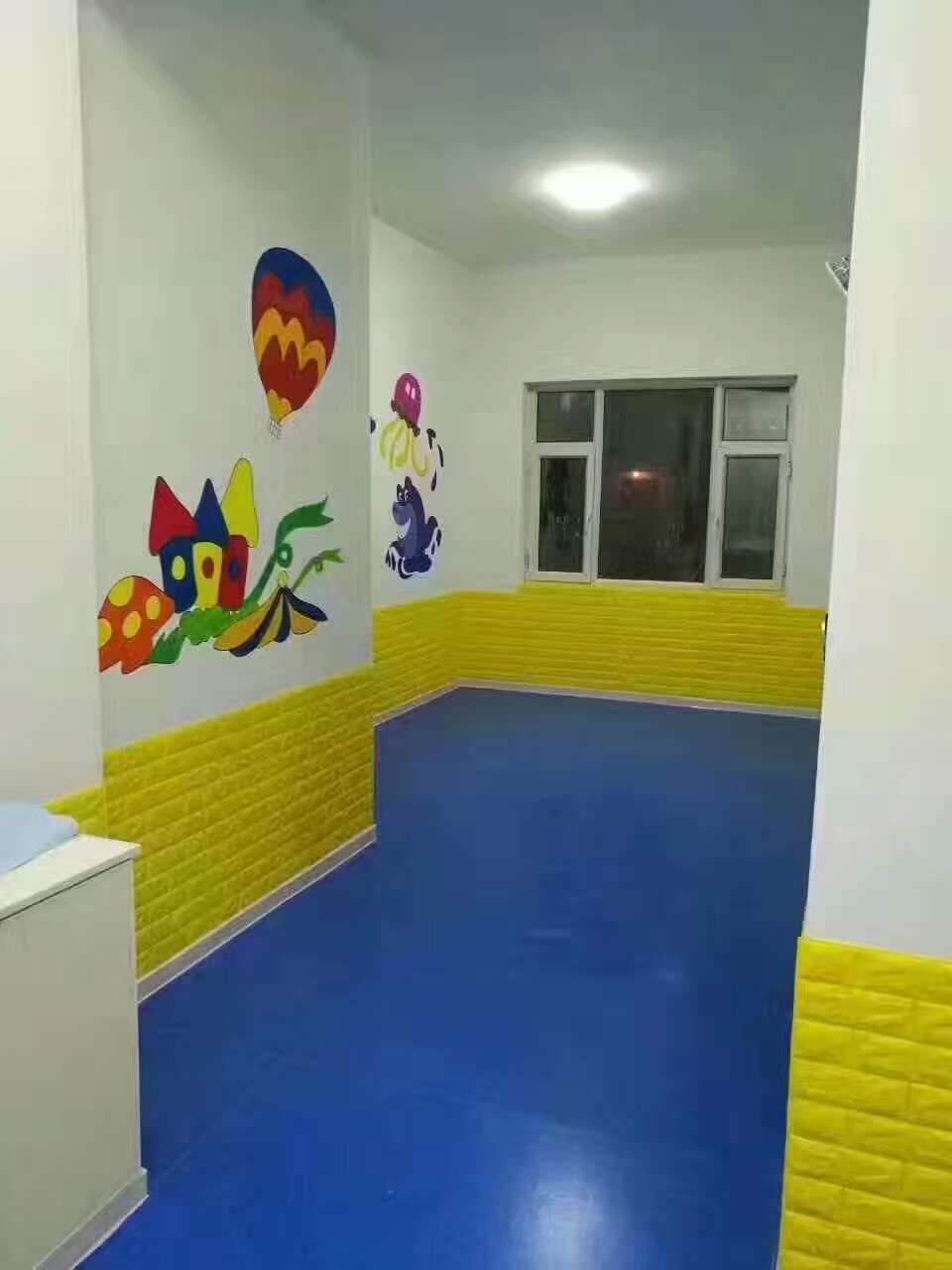 幼儿园舞蹈室地板