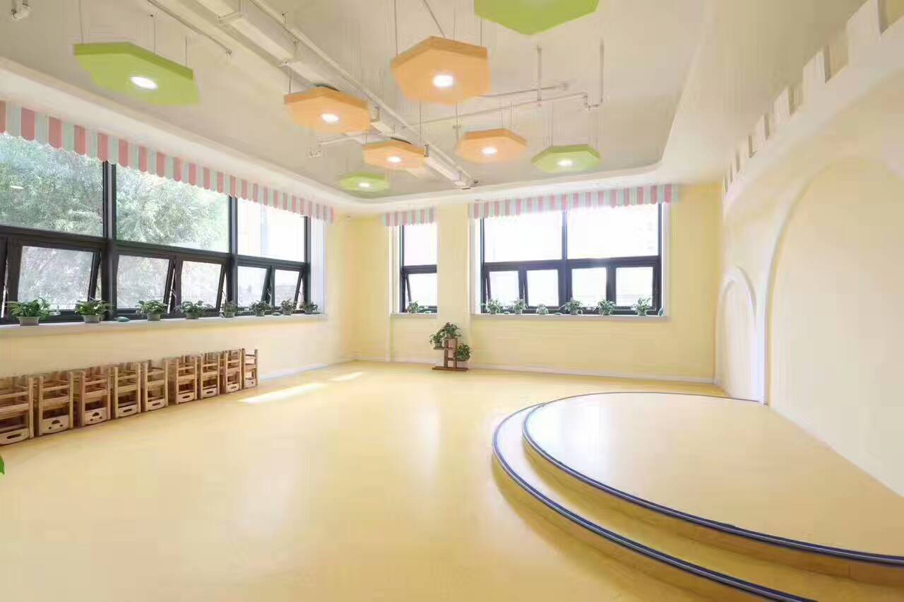 山东幼儿园PVC塑胶地板营销中心